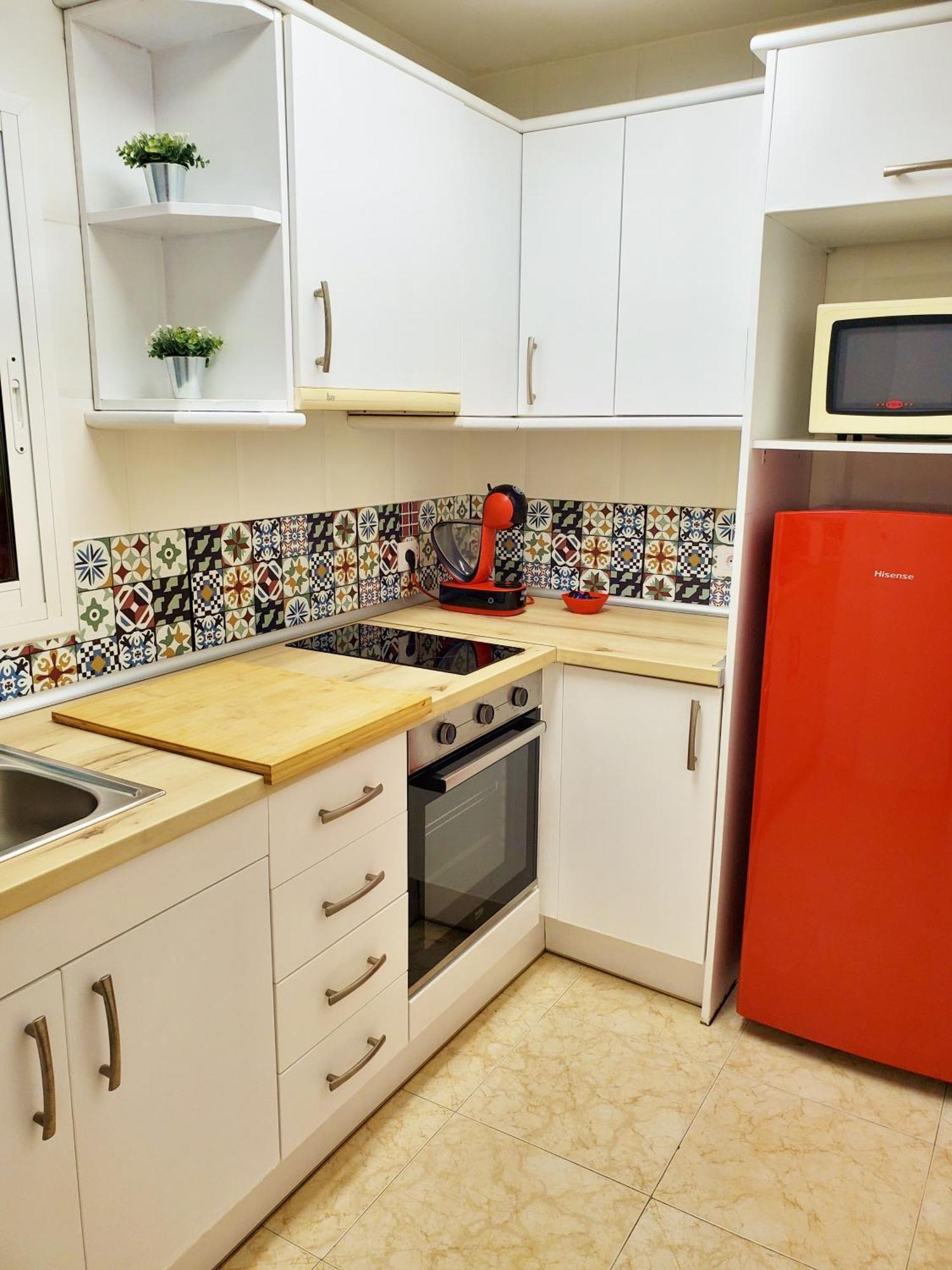 Apartamento Centrico Con Patio Privado Tarragona Exterior foto